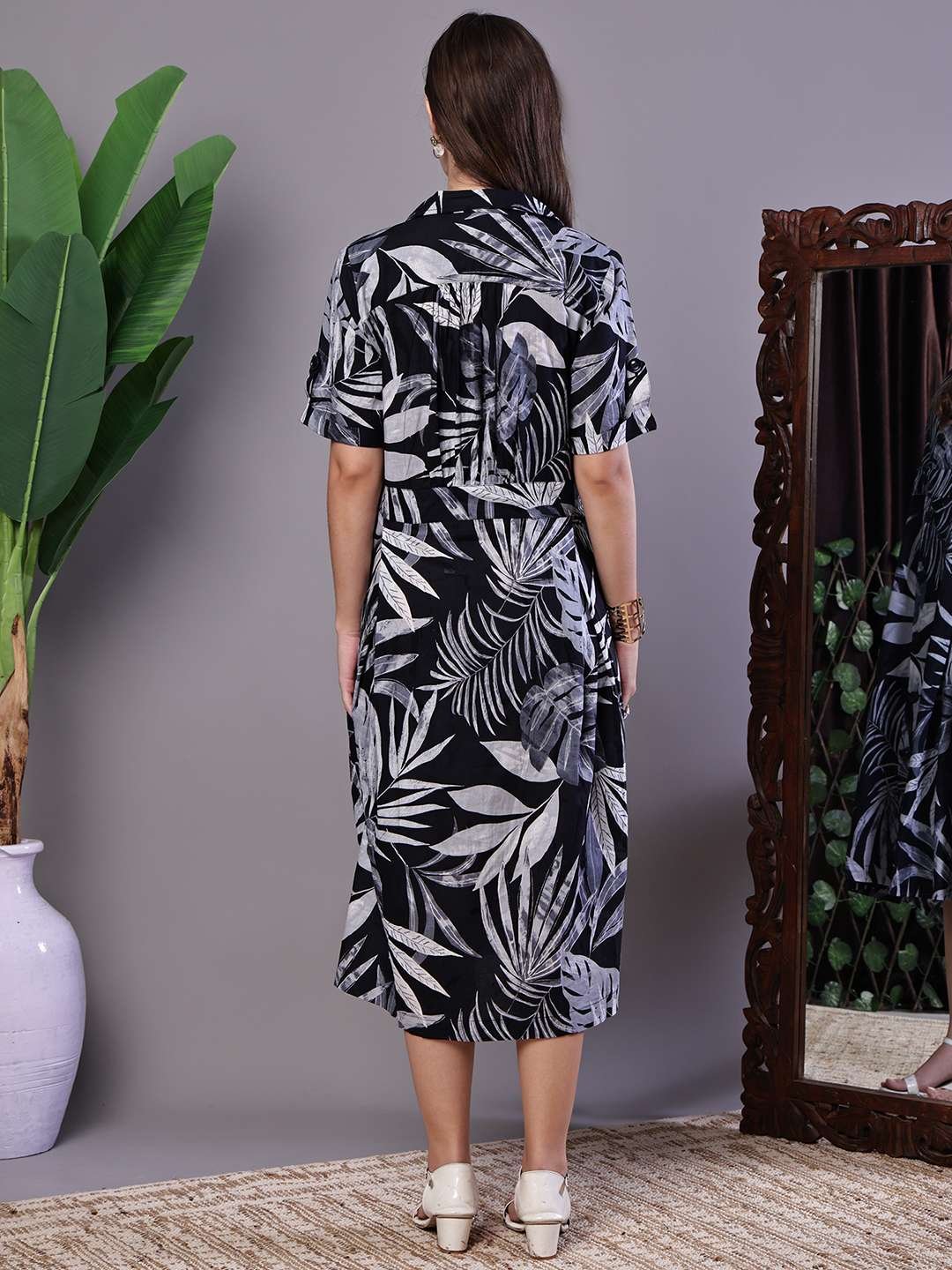 Women's Tropical Palm Print Black & White Cotton Shirt Dress - Image 2